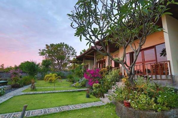 Segara Tegeh Tulamben Hotel Ngoại thất bức ảnh